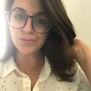 Meet your Posher, Caroline